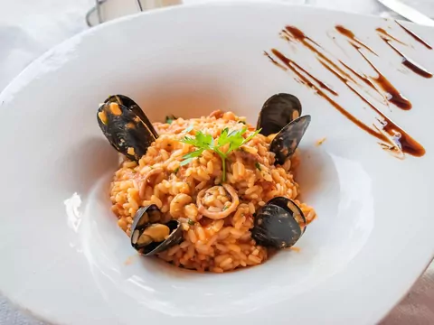 Przepis: Risotto z owocami morza