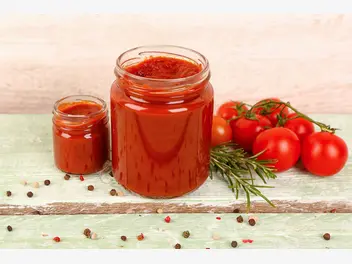 Ilustracja przepisu na: pomidory na zupę do słoików
