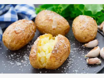 Ilustracja przepisu na: ziemniaki pieczone w folii