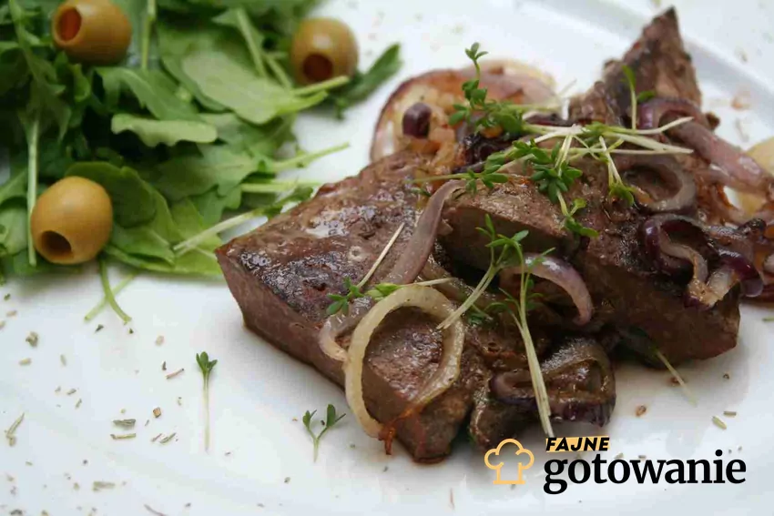 Wątróbka wieprzowa w sosie Wieprzowa wątróbka w aromatycznym sosie