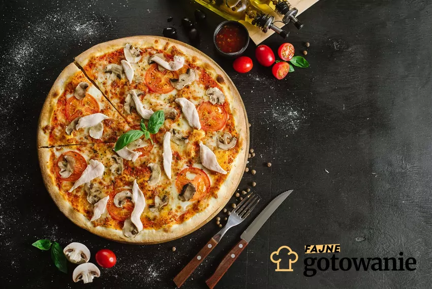 pizza z kurczakiem Pizza z kurczakiem i ziołami