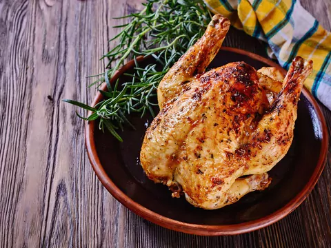 Przepis: kurczak w całości z piekarnika