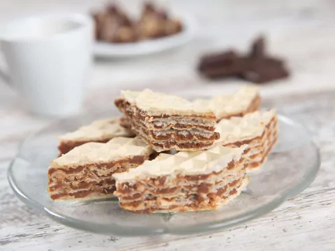 Przepis: wafle przekładane masą z mleka w proszku