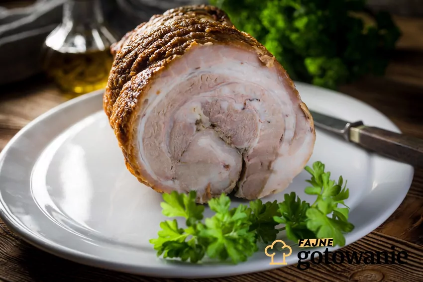 Rolada z boczku faszerowana Aromatyczna rolada boczkowa z nadzieniem