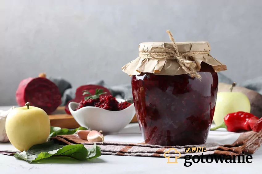 buraczki na zimę z cebulą Buraczki i cebula w salaterce