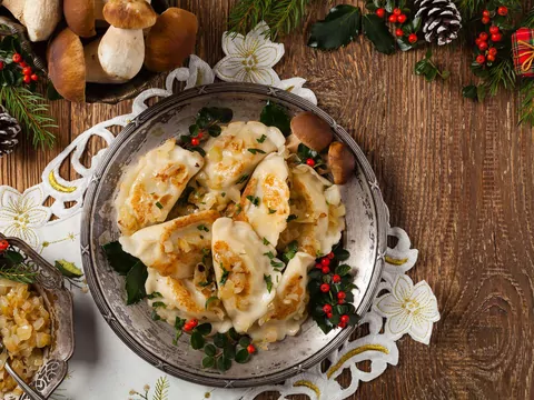 Przepis: pierogi z kaszą i grzybami