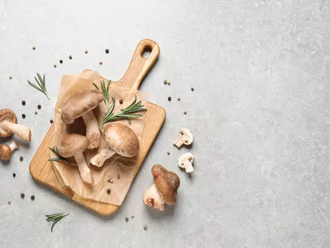 Przepis: Polędwiczki w sosie pieczarkowym