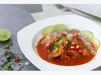 Ilustracja przepisu na: makrela w sosie pomidorowym