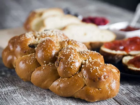 Przepis: chałka drożdżowa