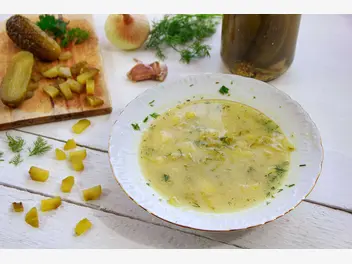 Ilustracja przepisu na: zupa ogórkowa z ryżem