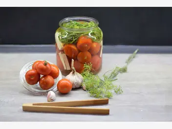 Ilustracja przepisu na: pomidory kiszone