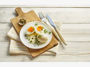 Ilustracja przepisu na: jajka w sosie musztardowym