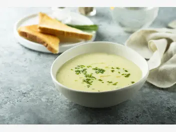 Ilustracja przepisu na: zupa krem z fasolki szparagowej