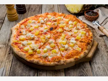 Ilustracja przepisu na: pizza z ananasem