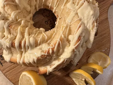 Przepis: Babka wielkanocna cytrynowa