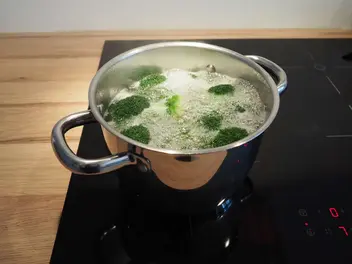 Ilustracja przepisu na: zupa brokułowa