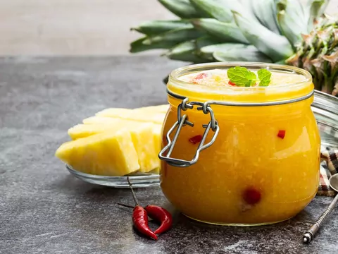 Przepis: chutney z ananasa