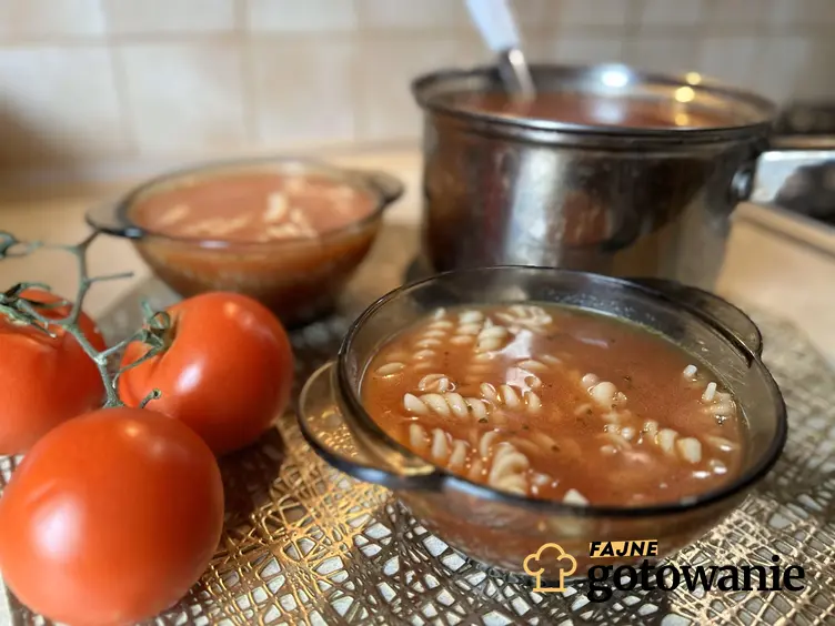 zupa pomidorowa na kostce