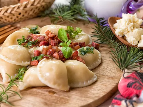 Przepis: Pierogi z bryndzą