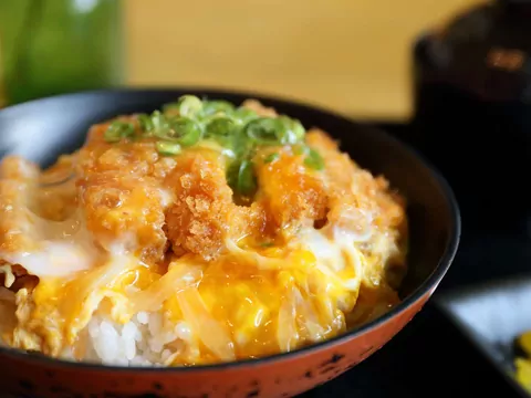 Przepis: katsudon