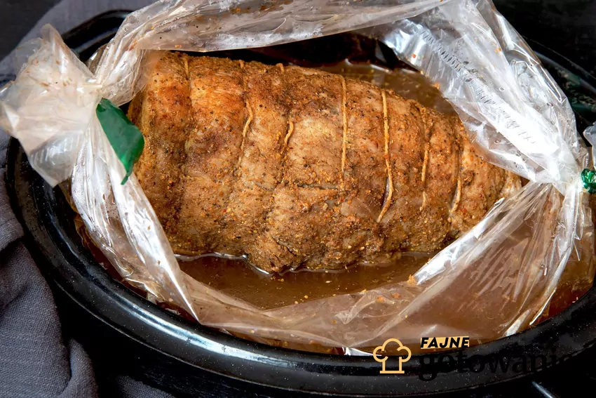 Karkówka w rękawie Karkówka pieczona w rękawie