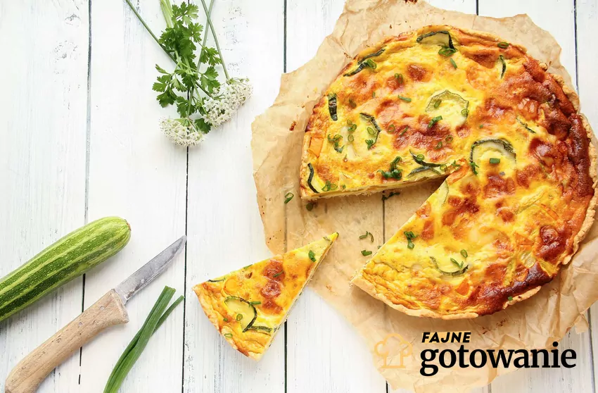 Quiche z cukinią na blacie