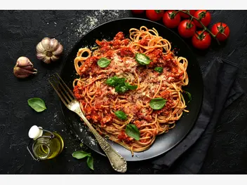 Ilustracja przepisu na: spaghetti z passatą