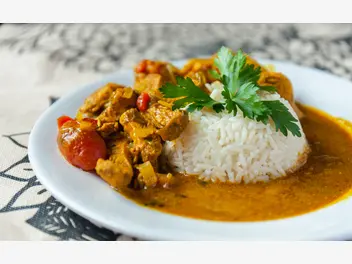 Ilustracja przepisu na: ryż z curry