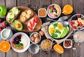 Ilustracja pytania: co jeść na śniadanie żeby schudnąć
