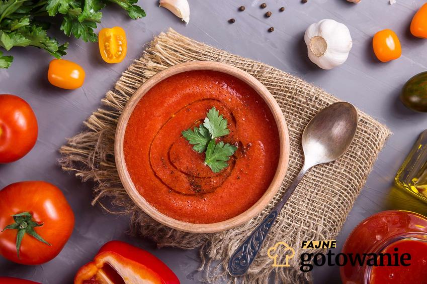 Zupa krem pomidorowo-paprykowa