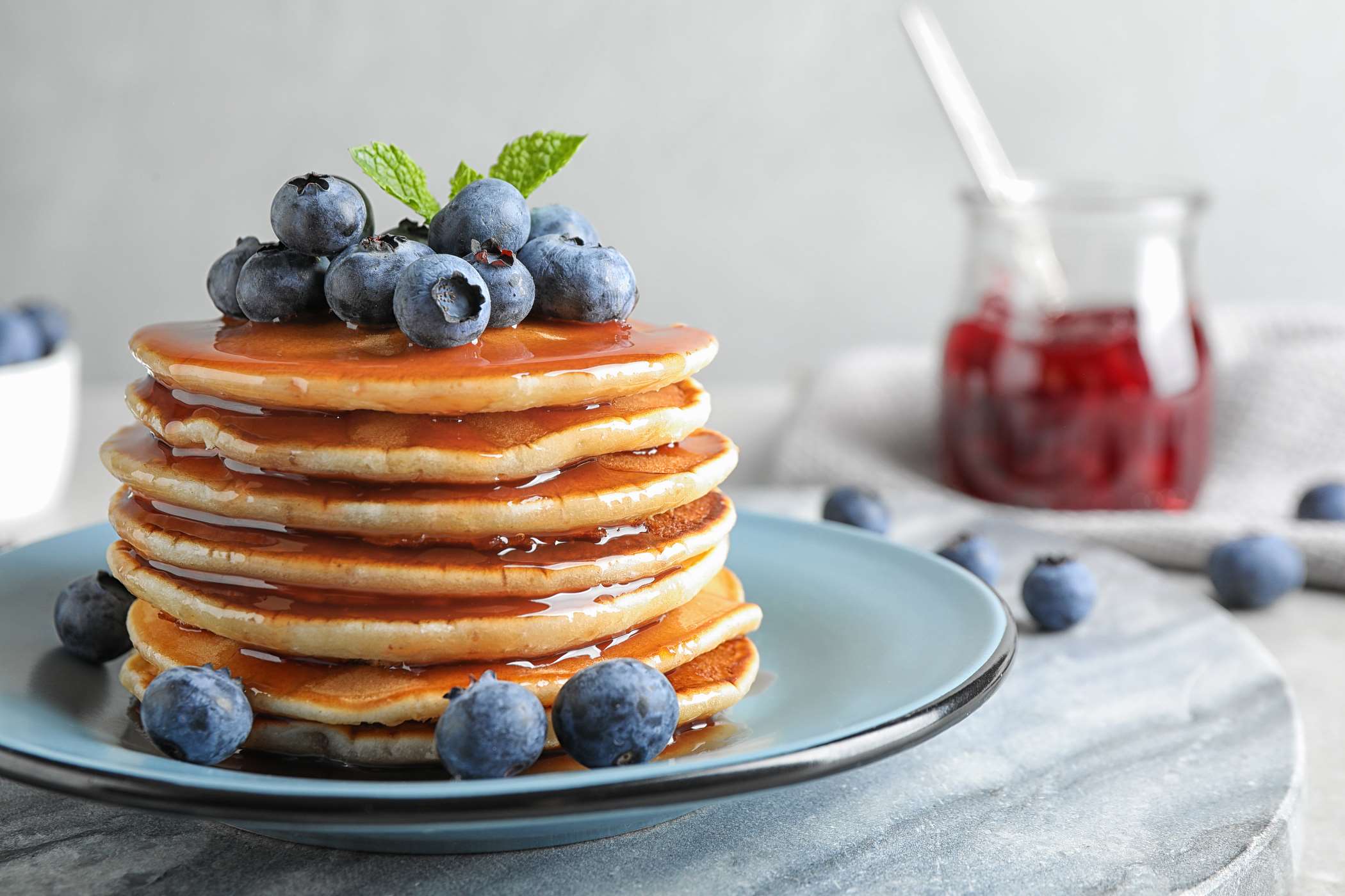 Pancakes bezglutenowe przepis na FajneGotowanie.pl